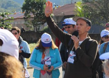 Reitor do Santuário caminha 29 km em ação pelo aniversário de beatificação de Santa Paulina