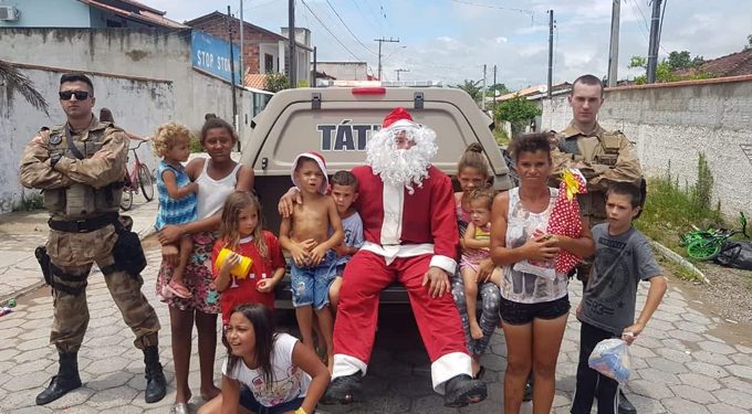 PM arrecada brinquedos e alimentos para famílias em situação de vulnerabilidade