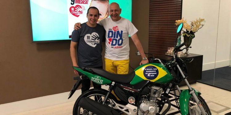 Havan destina Moto Patriota e camisas autografadas para campanha Salve a Laurinha