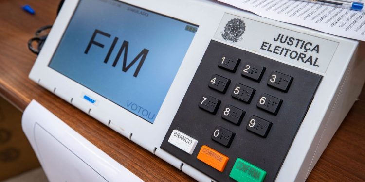 Eleição: votação começa às 7h com obrigatoriedade de máscara