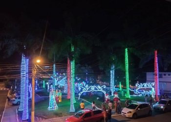 Major Gercino acende as luzes de Natal