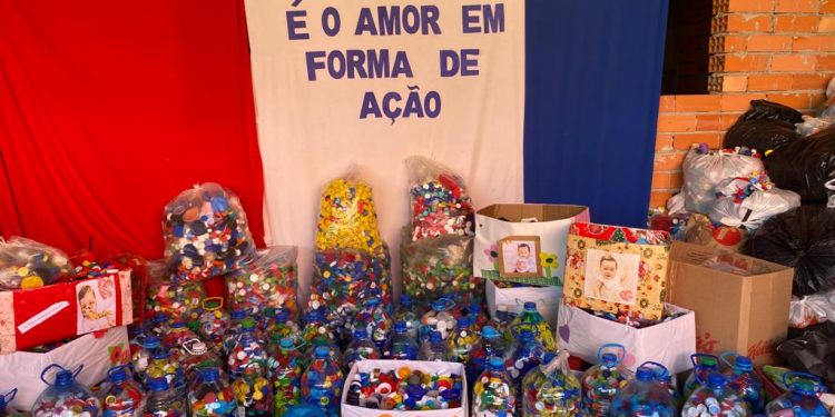 Tampinha Solidária tem arrecadação destinada à campanha Salve a Laurinha