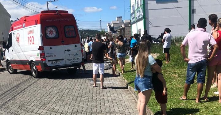 Motorista tenta fugir de acidente e é impedido por populares