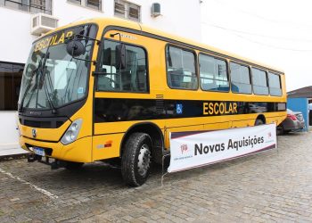 São João Batista conta com novo ônibus para transporte escolar
