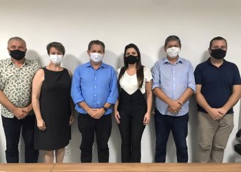 Pedroca anuncia três secretários e um diretor de autarquia