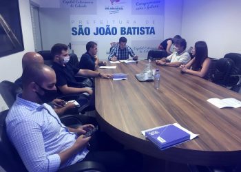 Vereadores eleitos pedem suspensão de licitação que permite SJB receber lixo de outros municípios