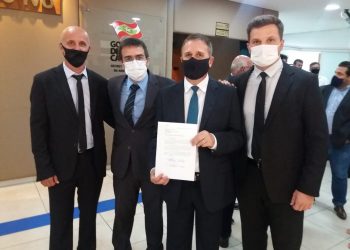 Vereadores participam de posse e fazem pedidos ao secretário Altair Silva