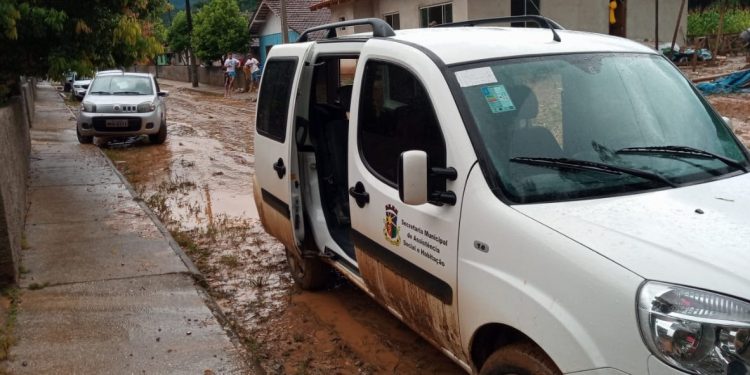 Assistência Social inicia campanha de doação para famílias afetadas pela chuva