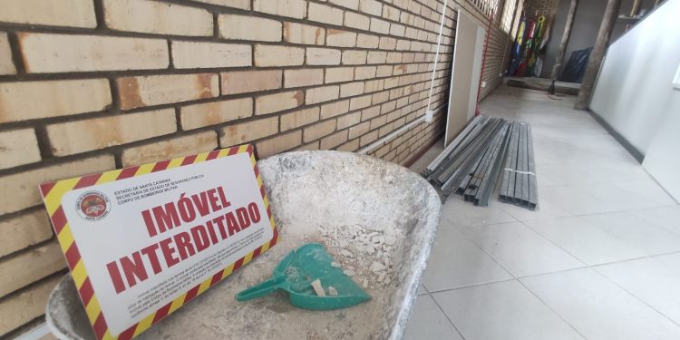 Câmara de Vereadores de Canelinha está interditada