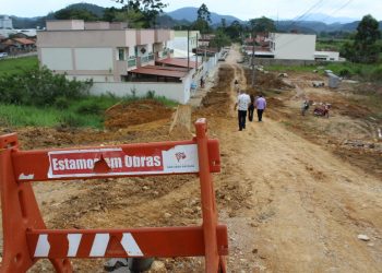 Começa a pavimentação da Servidão João Setero de Simas, em São João Batista