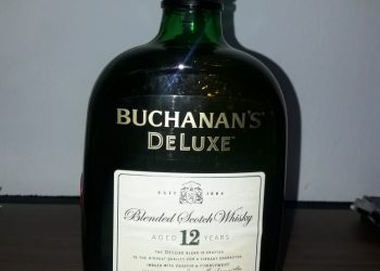 Três jovens furtam bebida em supermercado de São João Batista