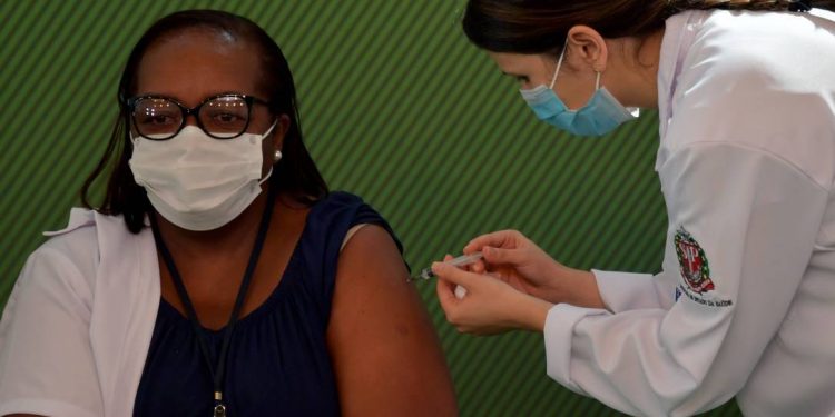 Estado irá enviar doses em até 24 horas aos municípios