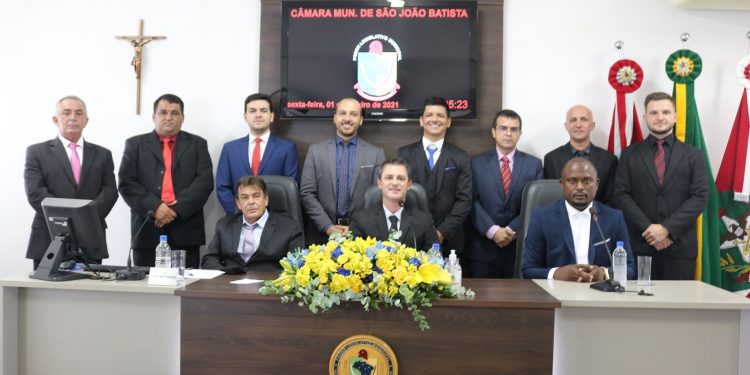 Partidos indicam líderes das siglas. Milson será líder do Governo