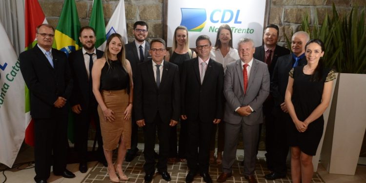 CDL de Nova Trento dá posse a nova diretoria