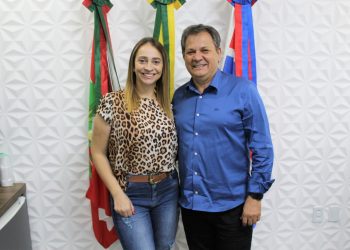 Rúbia Tamanini assume a Secretaria de Assistência Social, em São João Batista
