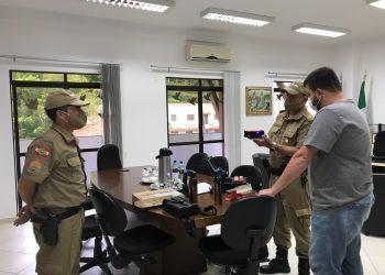 Prefeito de Nova Trento recebe Comando da Polícia Militar