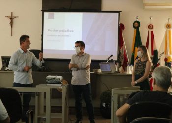 Legislativo realiza grupo de estudos sobre atividades parlamentares