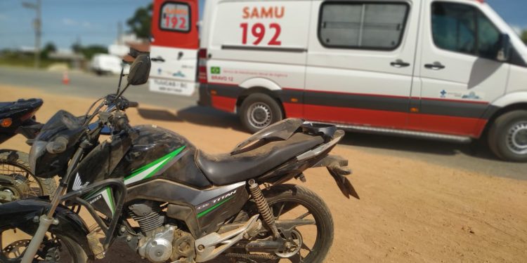 Dois homens ficam feridos em acidente na SC-410