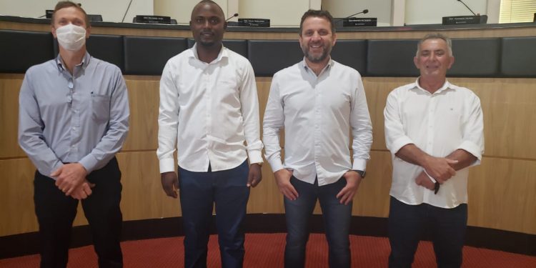 Vereadores Milson e Teodoro cumprem agenda em Florianópolis