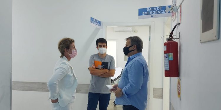 Prefeito realiza visita ‘surpresa’ ao Hospital no sábado