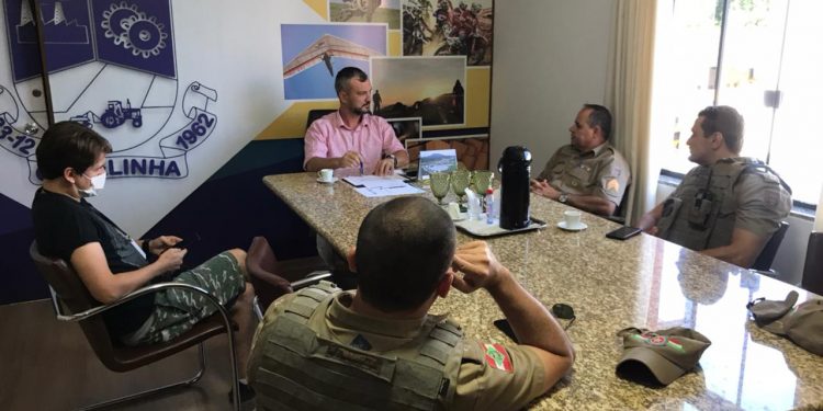 Polícia Militar de Canelinha receberá armamento de grosso calibre