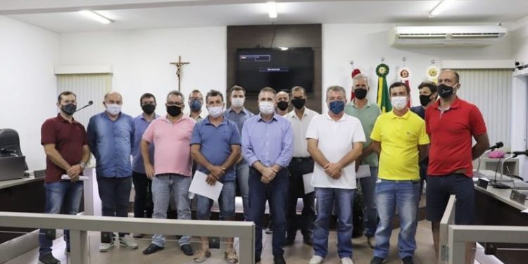 Secretário de Estado da Agricultura recebe demandas de São João Batista