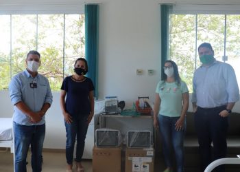 Hospital de Canelinha recebe dois respiradores para atuar no combate a Covid-19