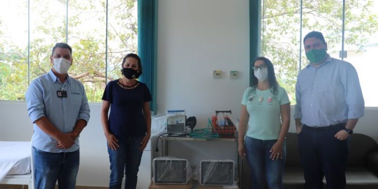 Hospital de Canelinha recebe dois respiradores para atuar no combate a Covid-19