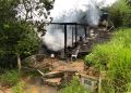 Incêndio destrói residência no Carmelo, em São João Batista