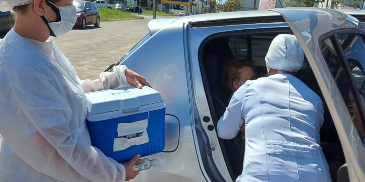 SJB iniciará vacinação contra Covid-19 para idosos com 69 e 70 anos