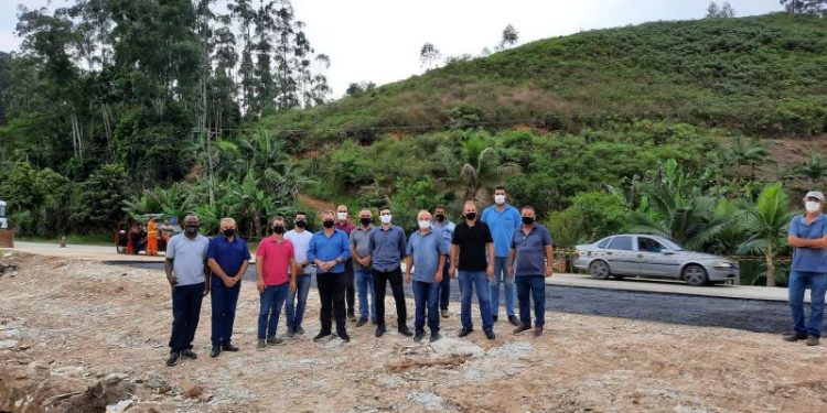 Prefeitura recupera cratera em cinco dias e com R$ 95 mil