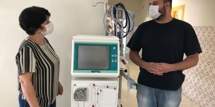 Hospital de Nova Trento agora tem aparelho hemodiálises