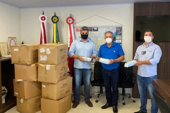 Portobello doa 20 mil máscaras cirúrgicas para Tijucas