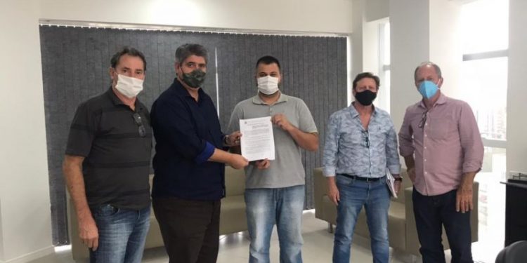 Nova Trento firma termo de gestão florestal compartilhada com o IMA