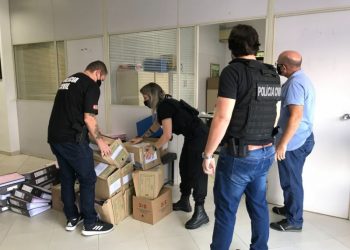 Polícia apreende computador e documentos na Prefeitura de Nova Trento