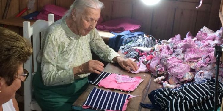 Mais idosa de São João Batista, Dona Dinha completa 108 anos