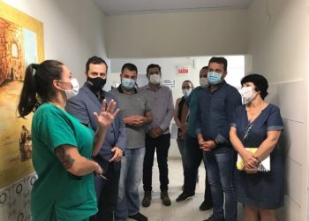Secretário e deputado visitam UTI e etapa da nova ala do hospital de Nova Trento