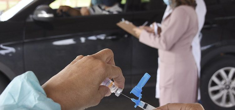 Segunda dose da vacina contra Covid-19 deve ser tomada mesmo fora do prazo