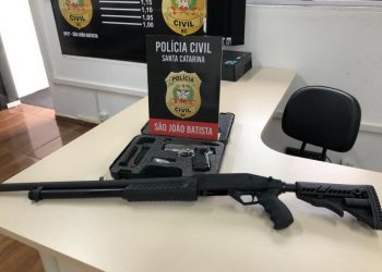 Polícia localiza armas usadas em violência doméstica, em São João Batista