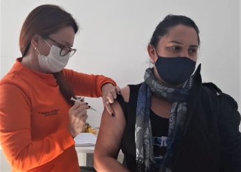 São João Batista inicia vacinação de profissionais da Educação contra Covid-19