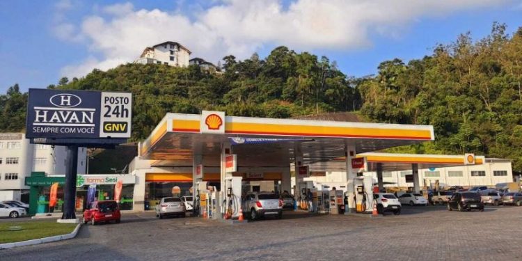 Postos Havan vendem gasolina a R$ 3,39 no Dia do Imposto Zero