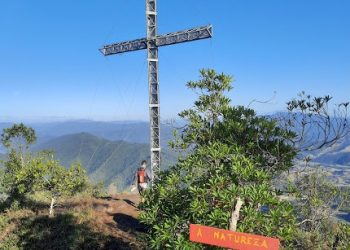 Grupo de 10 pessoas se perde em trilha e é resgatado, em São João Batista