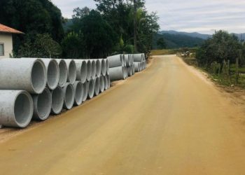 Estrada Geral da Arataca receberá mais 300 metros de pavimentação