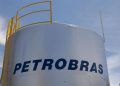 Petrobras reduz preço da gasolina em R$ 0,05 nas refinarias
