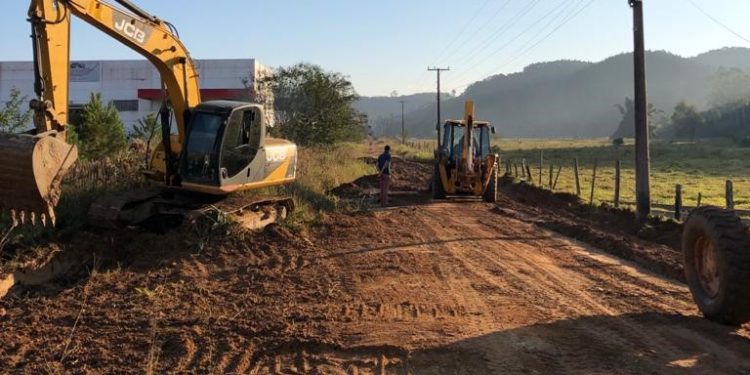 Prefeitura reabre trecho de acesso à Estrada Vidal Serafim Machado