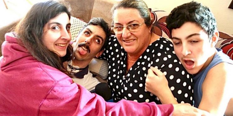 Prefeito Pedroca doa R$ 10 mil para tratamento de jovens de Nova Trento