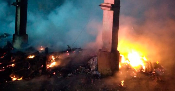 Incêndio destrói olaria em cidade do Vale do Rio Tijucas