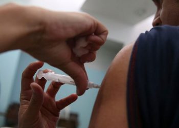 Vacina contra a gripe é liberada para todas as idades em SJB