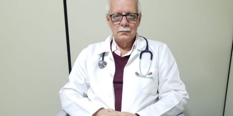 Doutor Marco, há 34 anos é médico em São João Batista