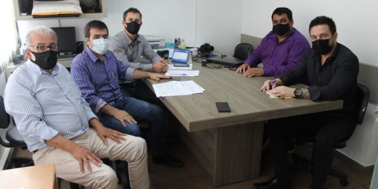 Executivo e do Legislativo dialogam sobre sugestões de alterações em projeto